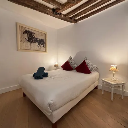 شقة Opera Royal House *