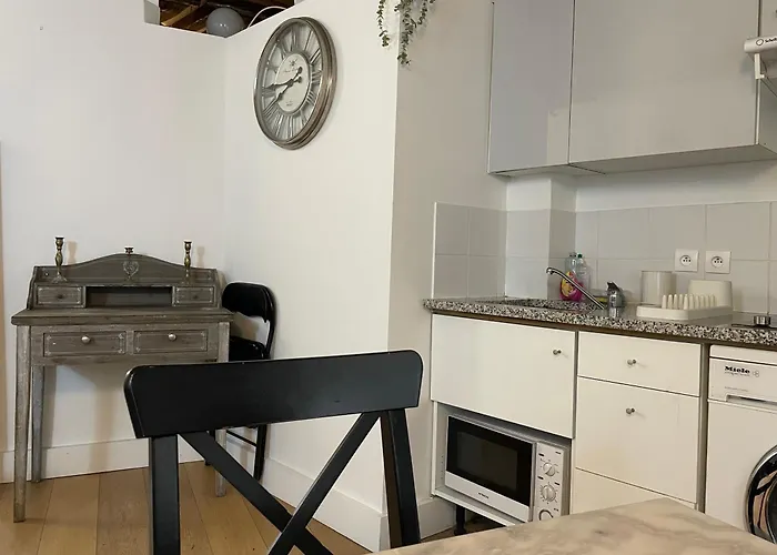 Opera Royal House Apartment *